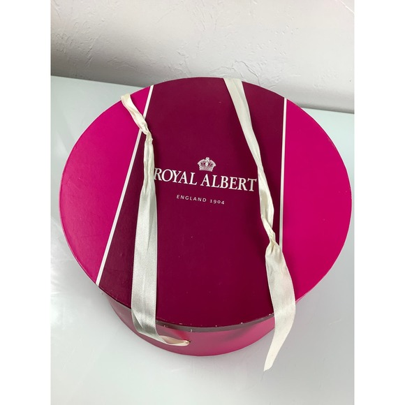 NEW Royal Albert Old Country Roses Le Petite Child Tea Set 9 pcs Porcelain - Picture 12 of 12